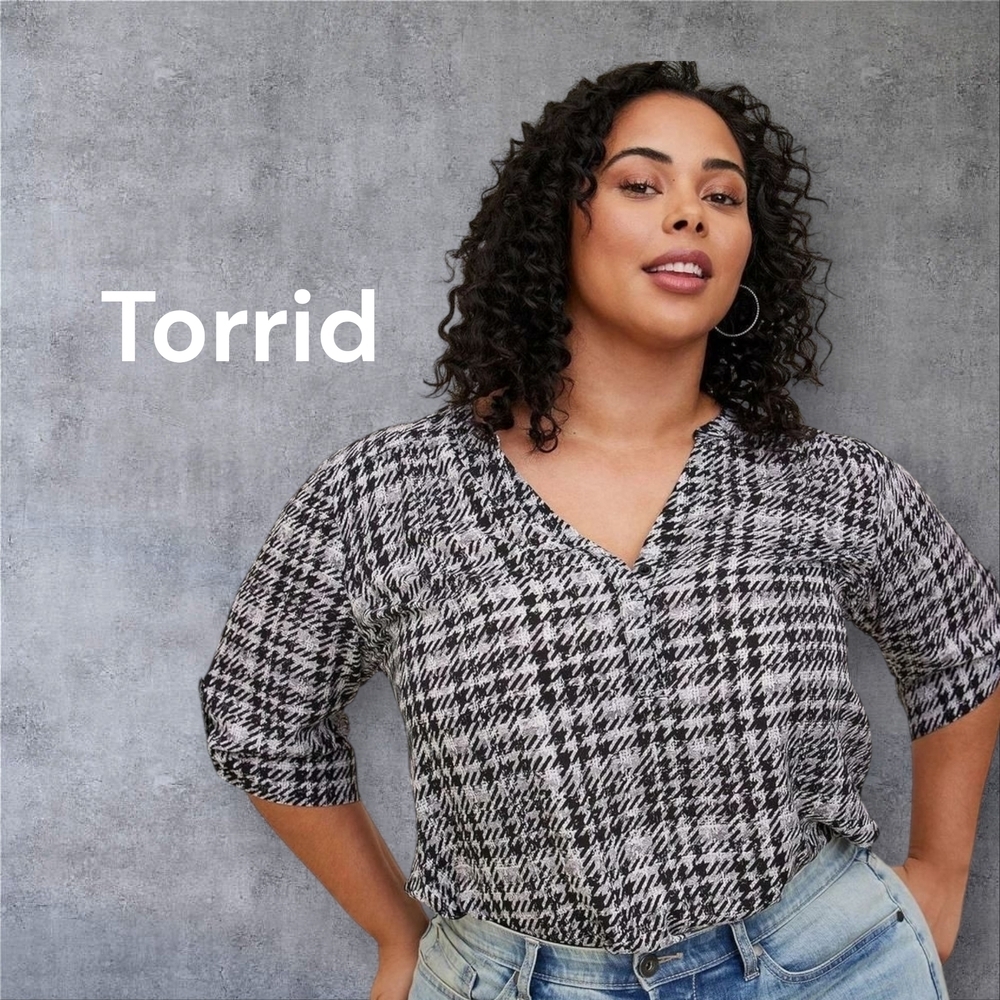 Torrid Classic Black & White Georgette Blouse – Modern Houndstooth Plaid Print